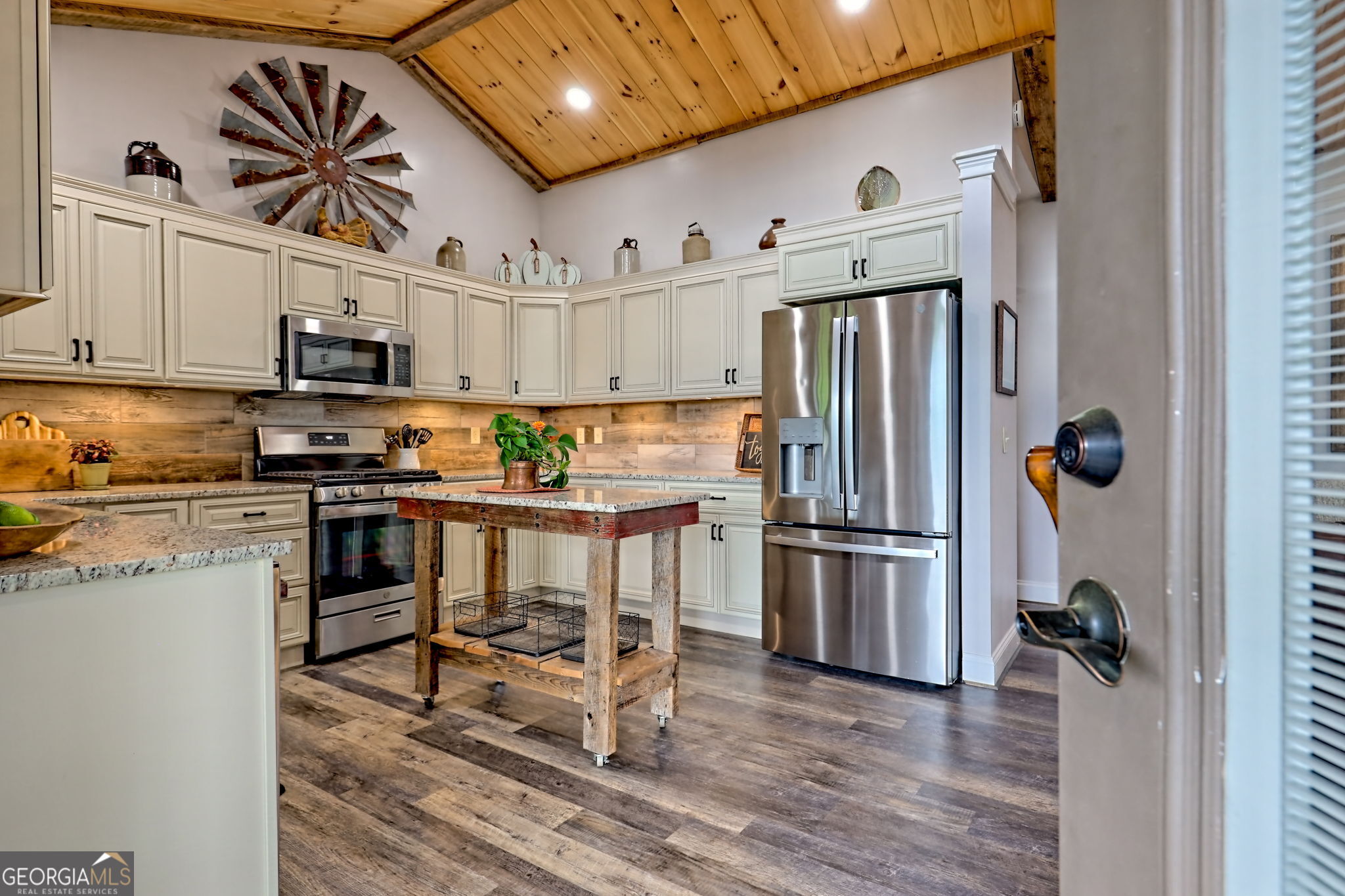 137 Olds Mountain Rabun Gap, GA 30568 - Photo 13 of 81