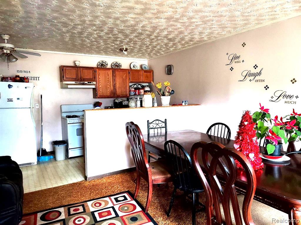 4030 South Fenton Road Holly, MI 48442 - Photo 8 of 17