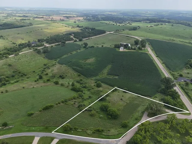 $69,900 | Lot 28 Highway 39, New Glarus, WI 53574