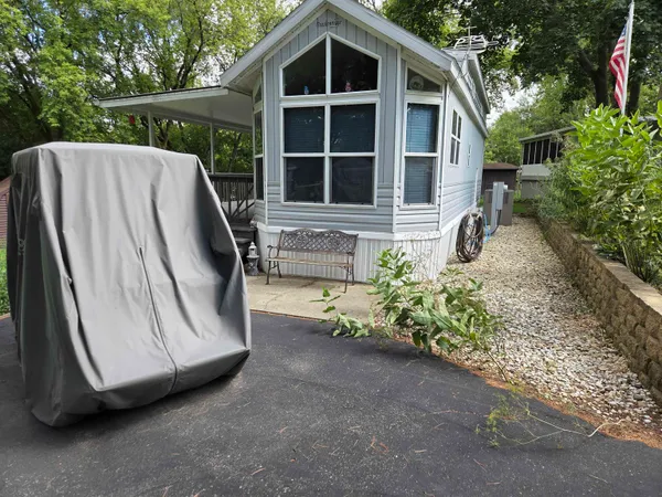 $129,900 | 423 Skyline Drive, Edgerton, WI 53534