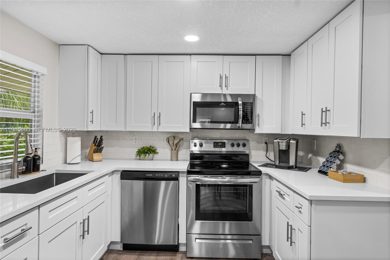 6674 4th Street, Unit ST Jupiter, FL 33458 - Photo 4 of 15