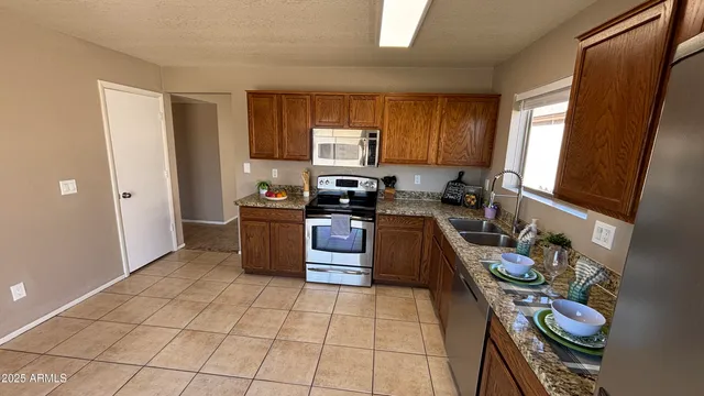 $1,495 | 4737 North 83rd Drive, Phoenix, AZ 85037