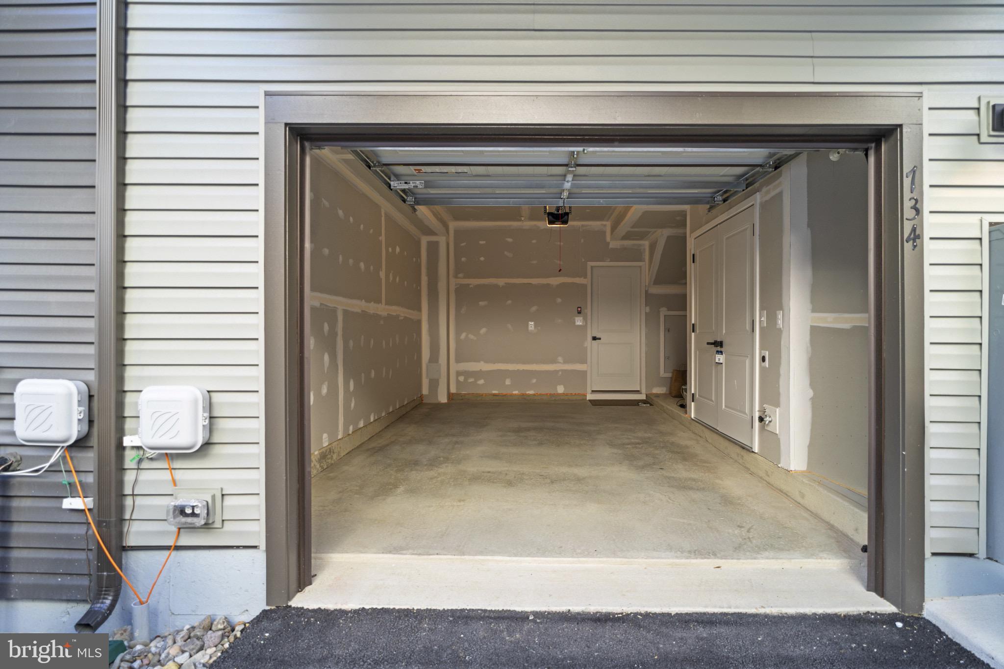 734 Watts Street Baltimore, MD 21217 - Photo 23 of 25 a view of a small space