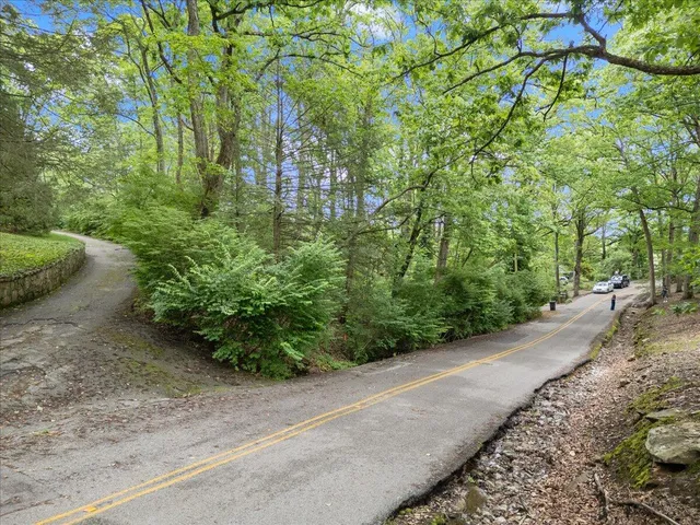 $649,000 | 307 Park Road, Lookout Mountain, TN 37350