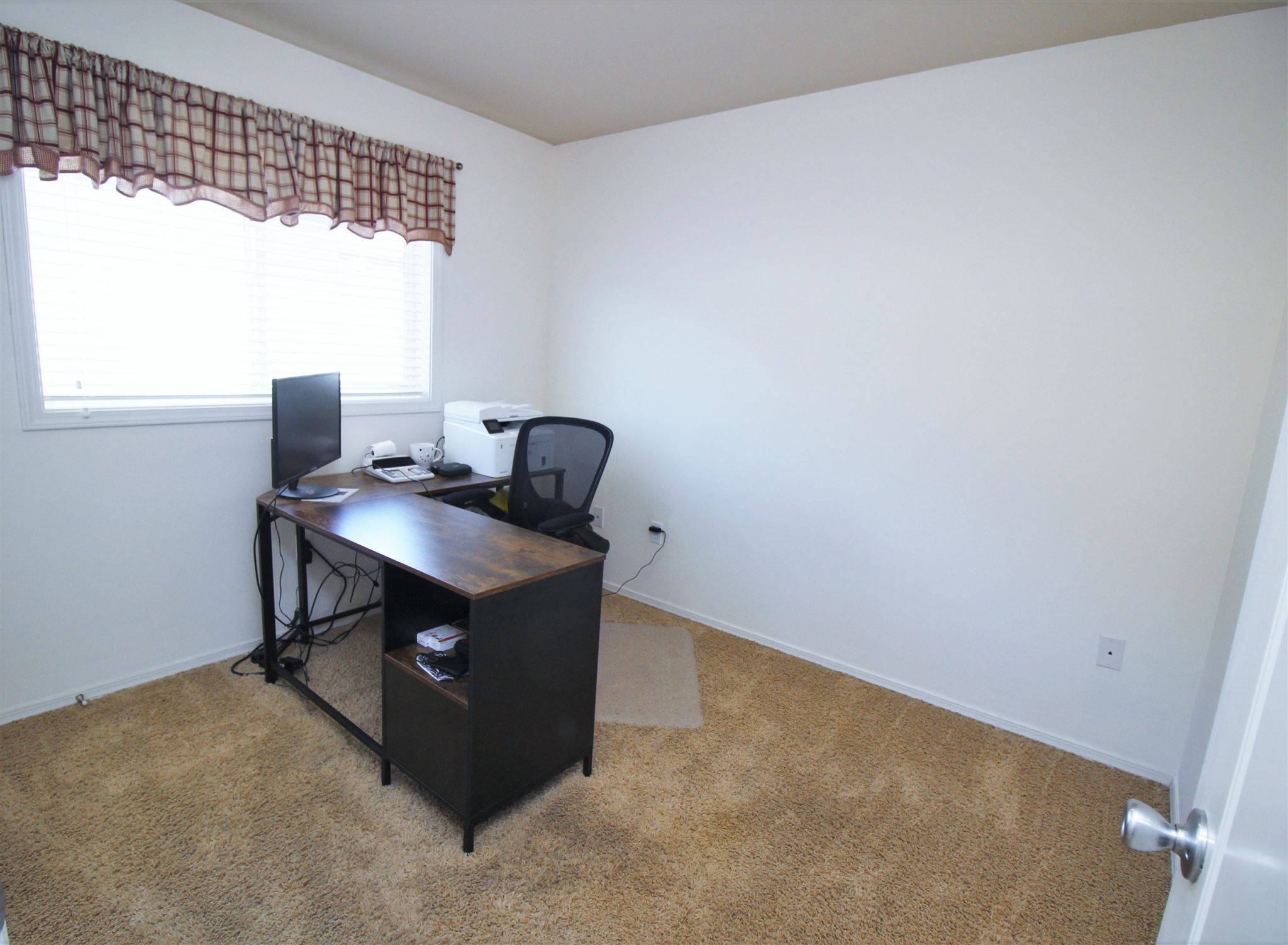 2315 South Adams Road Spokane Valley, WA 99037 - Photo 24 of 34