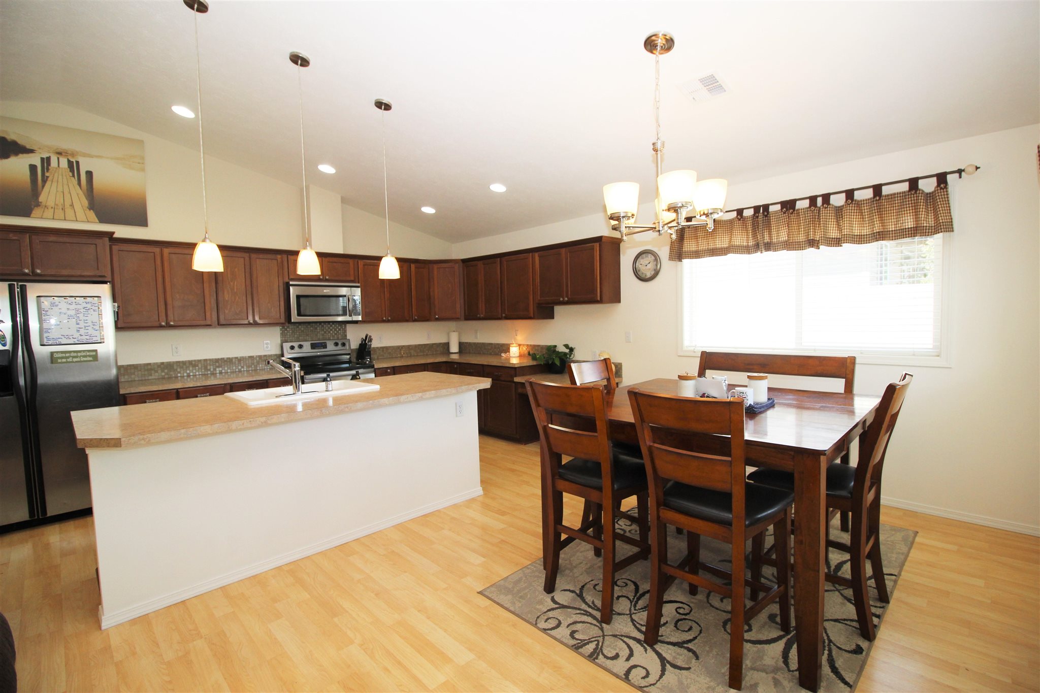 2315 South Adams Road Spokane Valley, WA 99037 - Photo 6 of 34