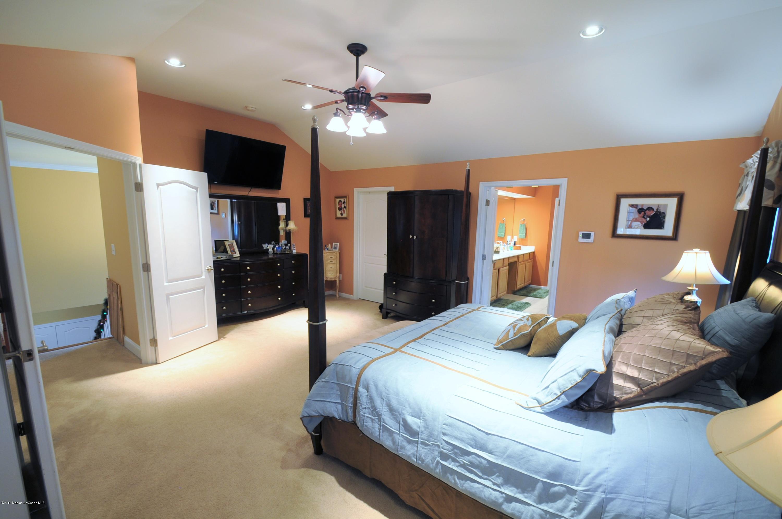 37 Great Bridge Road Freehold, NJ 07728 - Photo 24 of 34 19B - Master Bedroom (2)