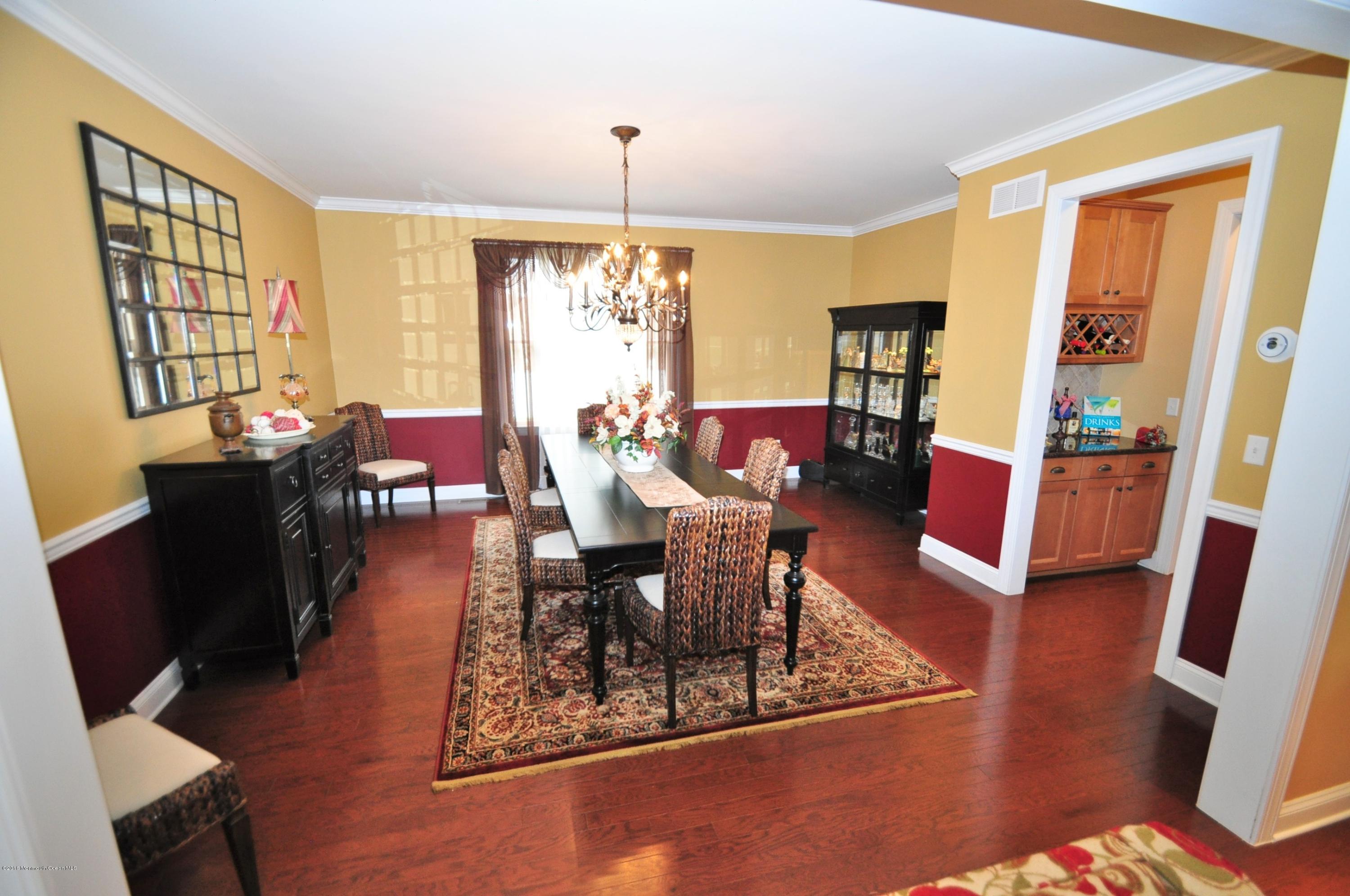 37 Great Bridge Road Freehold, NJ 07728 - Photo 5 of 34 5 - Dining Room (2)