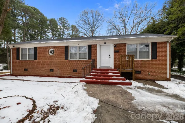 $298,000 | 631 Townsend Avenue, Gastonia, NC 28052