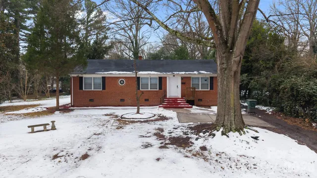 $298,000 | 631 Townsend Avenue, Gastonia, NC 28052