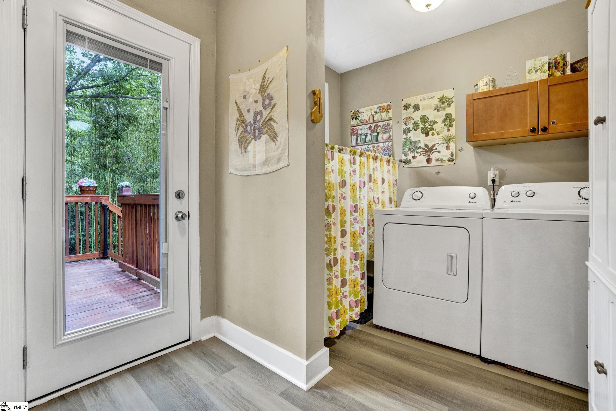 301 South E Street Easley, SC 29640 - Photo 22 of 49