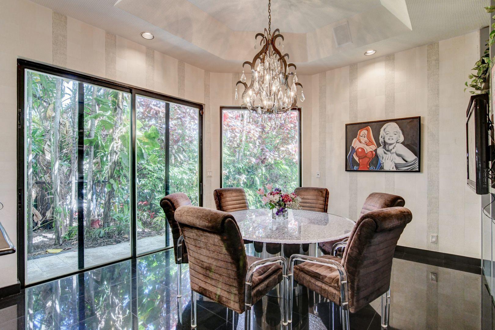 21168 Oakley Court Boca Raton, FL 33433 - Photo 6 of 23 DINING