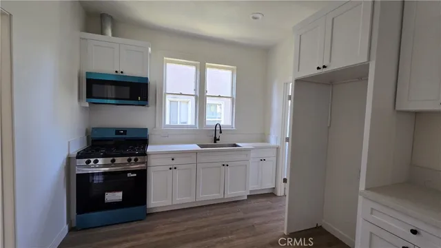 $3,000 | 975 North Pk Circle, Unit A, Long Beach, CA 90813