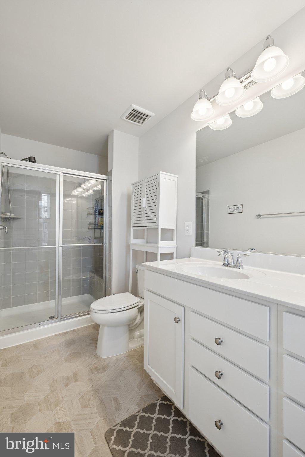 18255 Summit Pointe Drive Triangle, VA 22172 - Photo 14 of 23