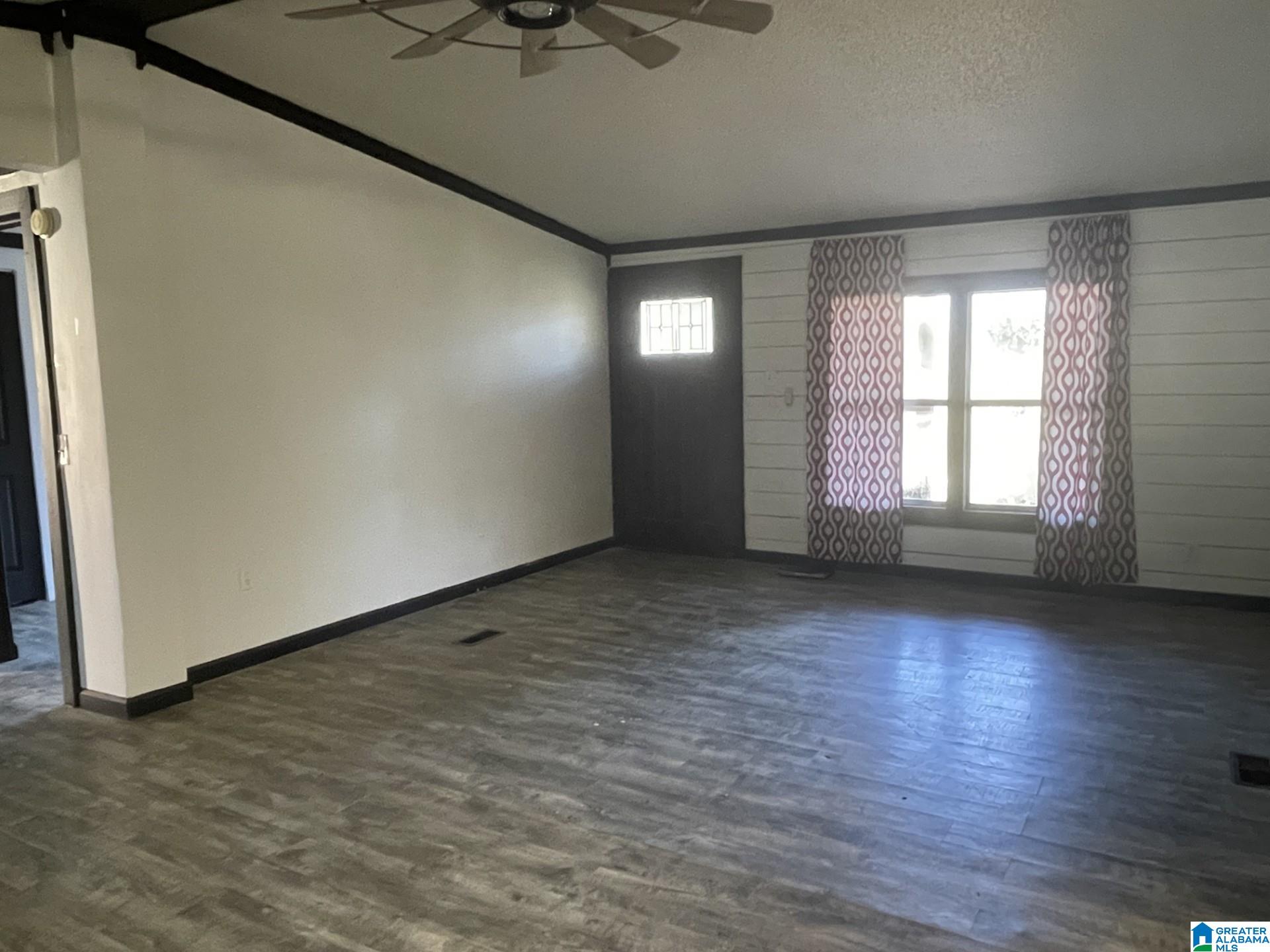 2802 Underwood Ferry Road Cordova, AL 35550 - Photo 3 of 32