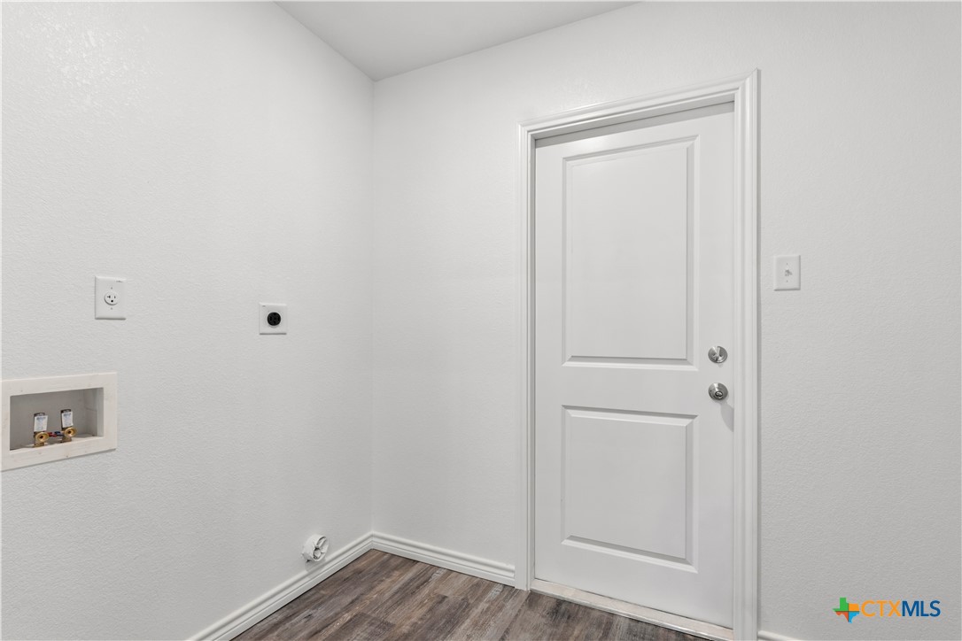 216 West Ruby Road Harker Heights, TX 76548 - Photo 14 of 33 Laundry Room
