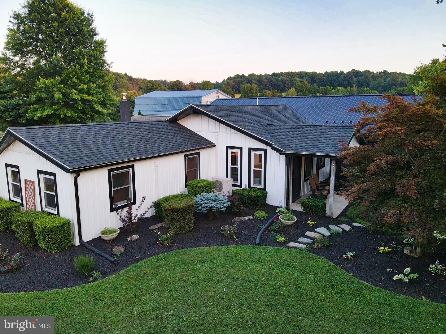 1861 Little Conestoga Road Elverson, PA 19520 - Photo 10 of 58 Gallery Image 10