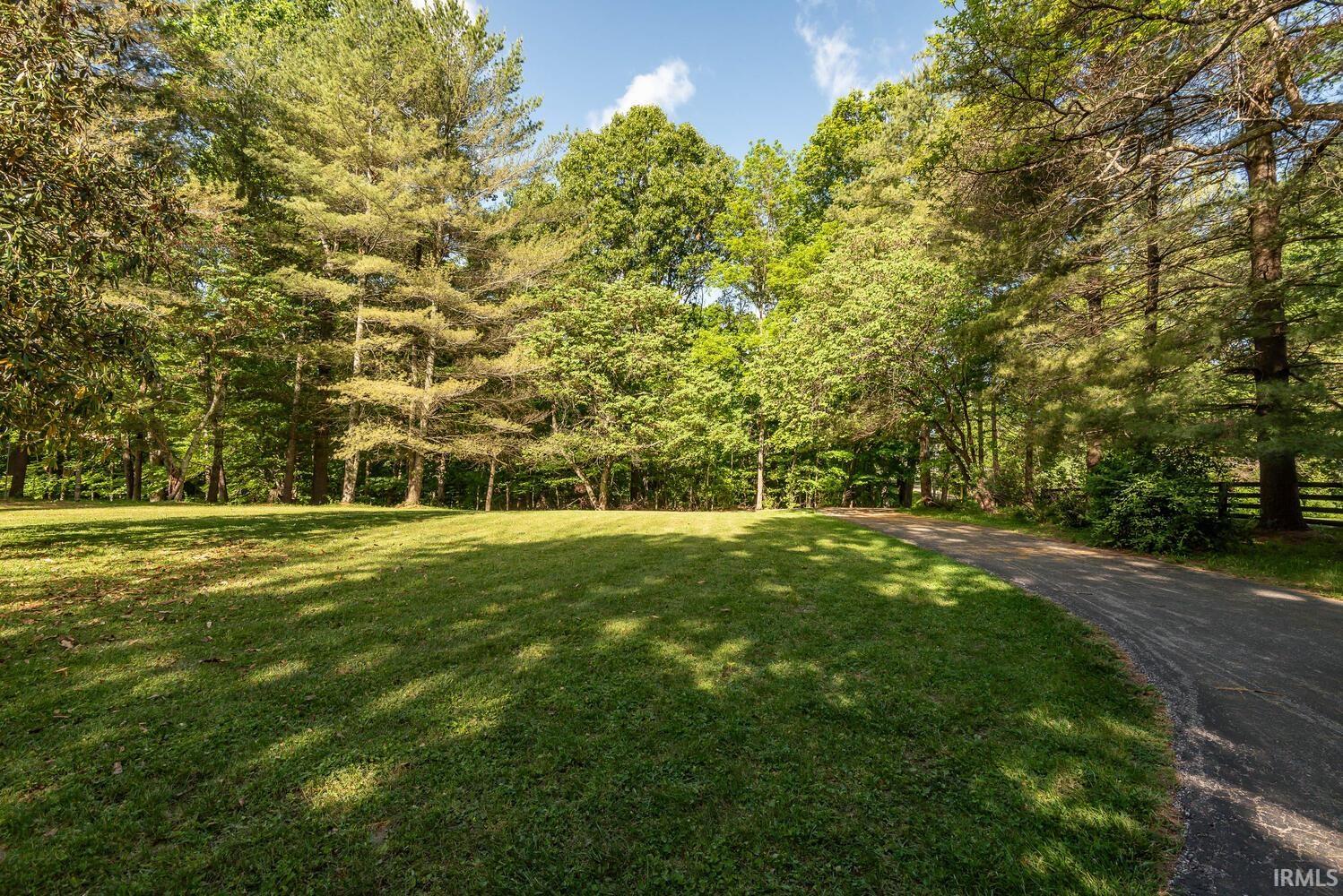 2557 South Smith Road Bloomington, IN 47401 - Photo 31 of 36