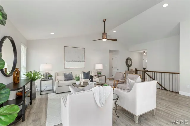 $469,900 | 2 Hickory At Langeneckert Farms Estates Street, St. Louis, MO 63129