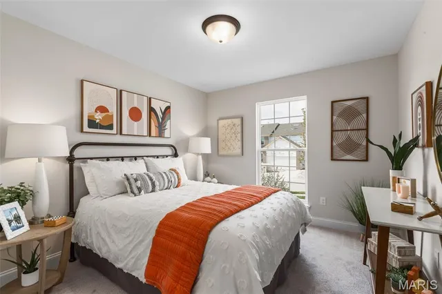 $469,900 | 2 Hickory At Langeneckert Farms Estates Street, St. Louis, MO 63129