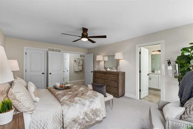 $469,900 | 2 Hickory At Langeneckert Farms Estates Street, St. Louis, MO 63129