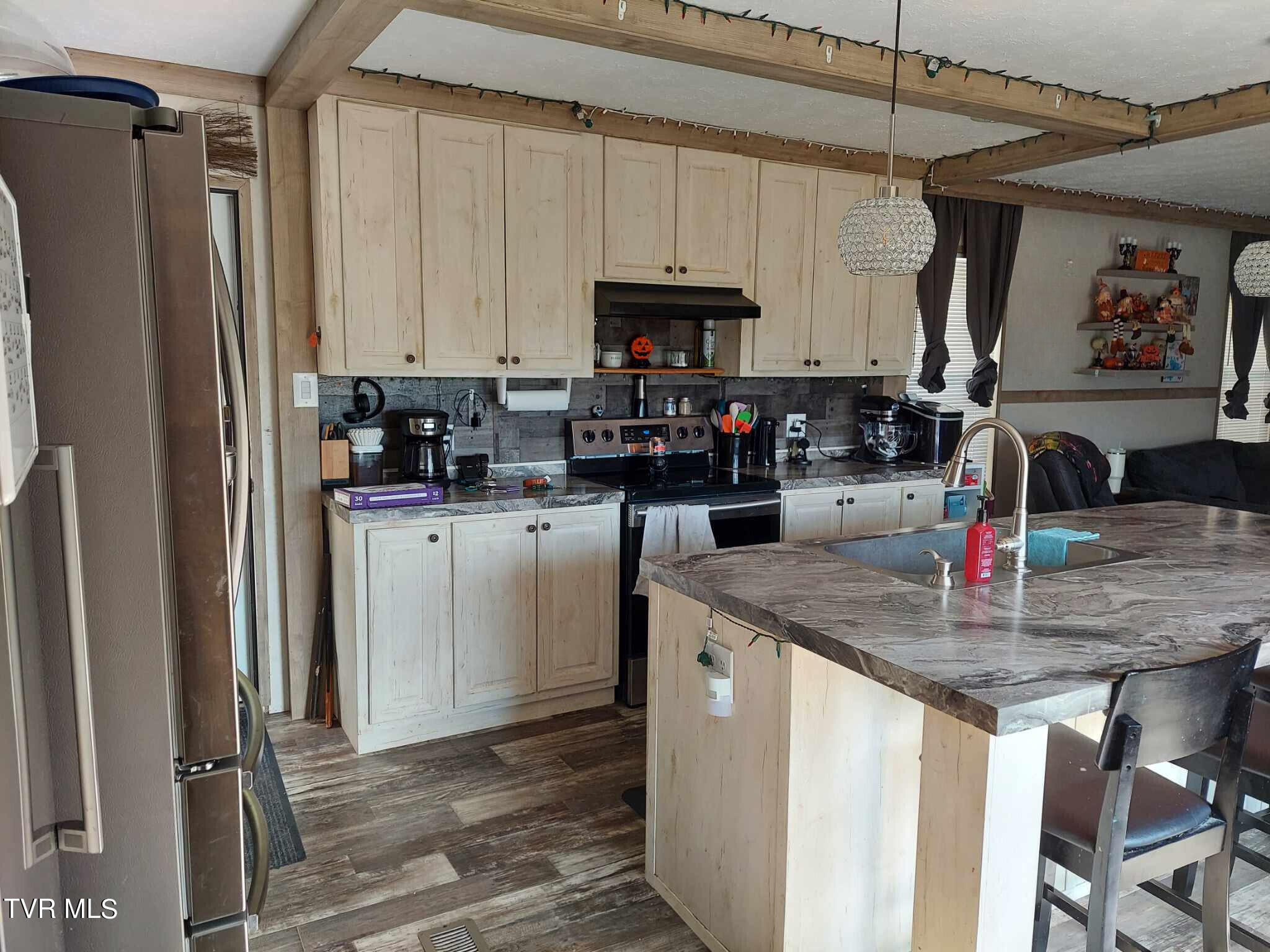 994 Lowery Loop Road New Market, TN 37820 - Photo 14 of 30 22