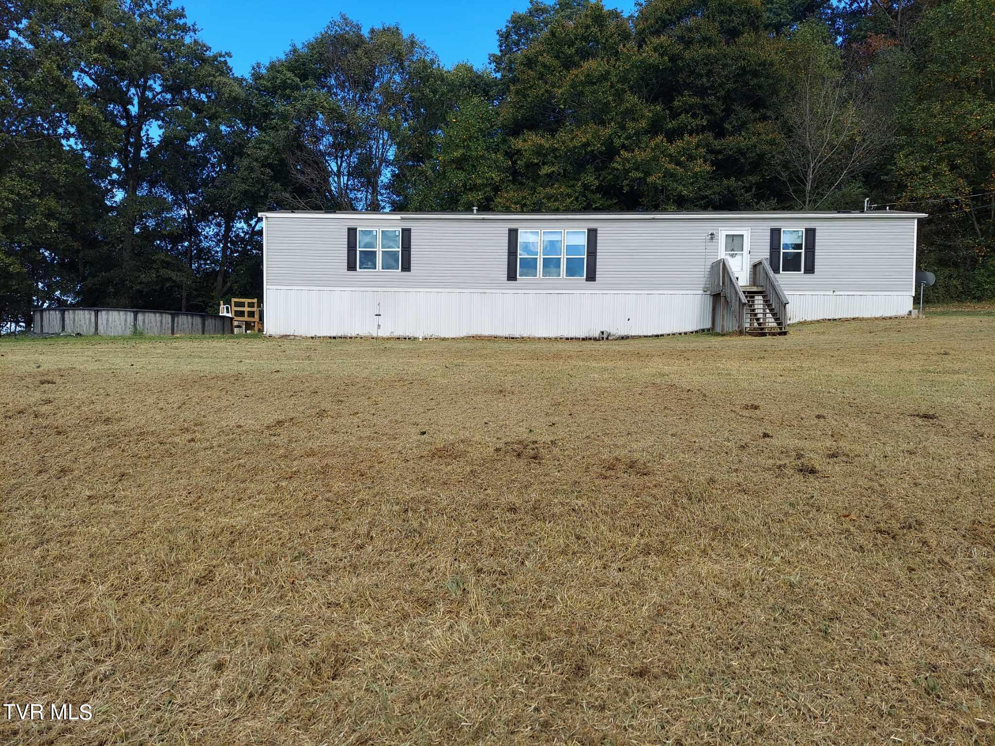 994 Lowery Loop Road New Market, TN 37820 - Photo 2 of 30 1