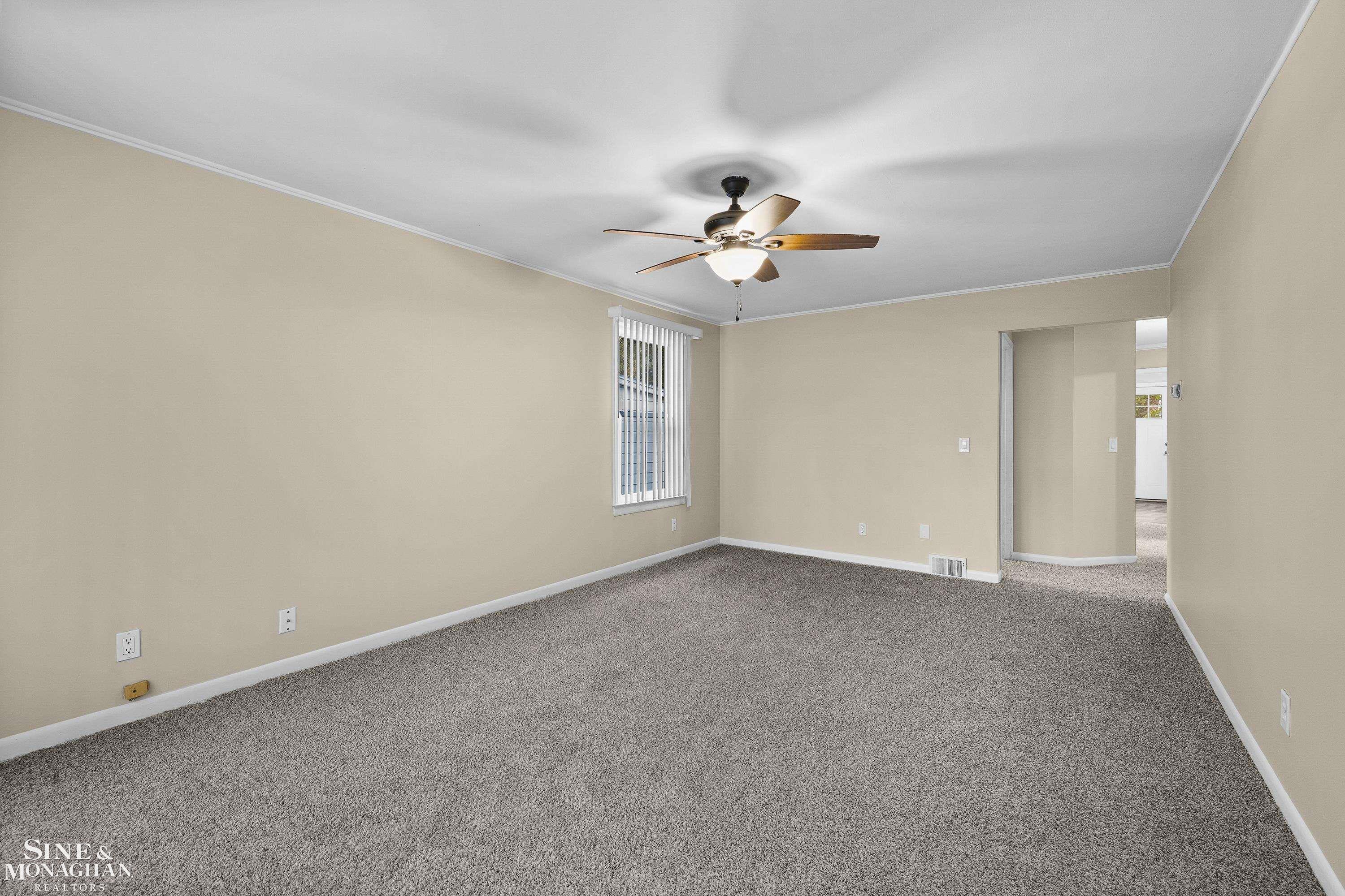 2126 Ridgemont Road Grosse Pointe Woods, MI 48236 - Photo 5 of 24