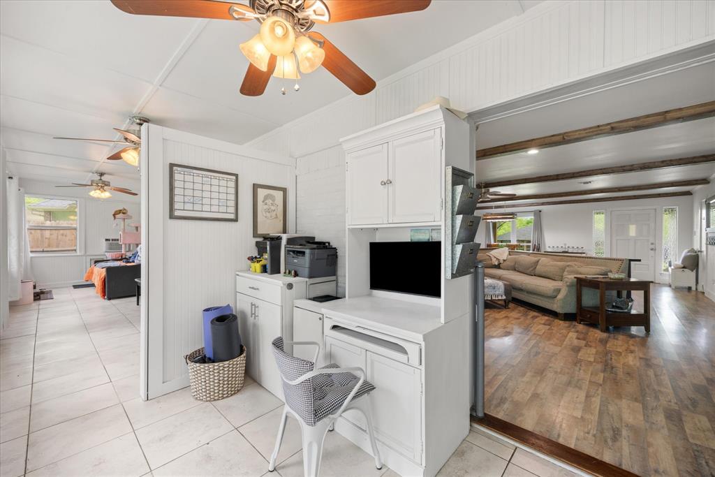 8513 Ravenswood Road Granbury, TX 76049 - Photo 12 of 31 Sun room can be used as playroom, extra living area, or office