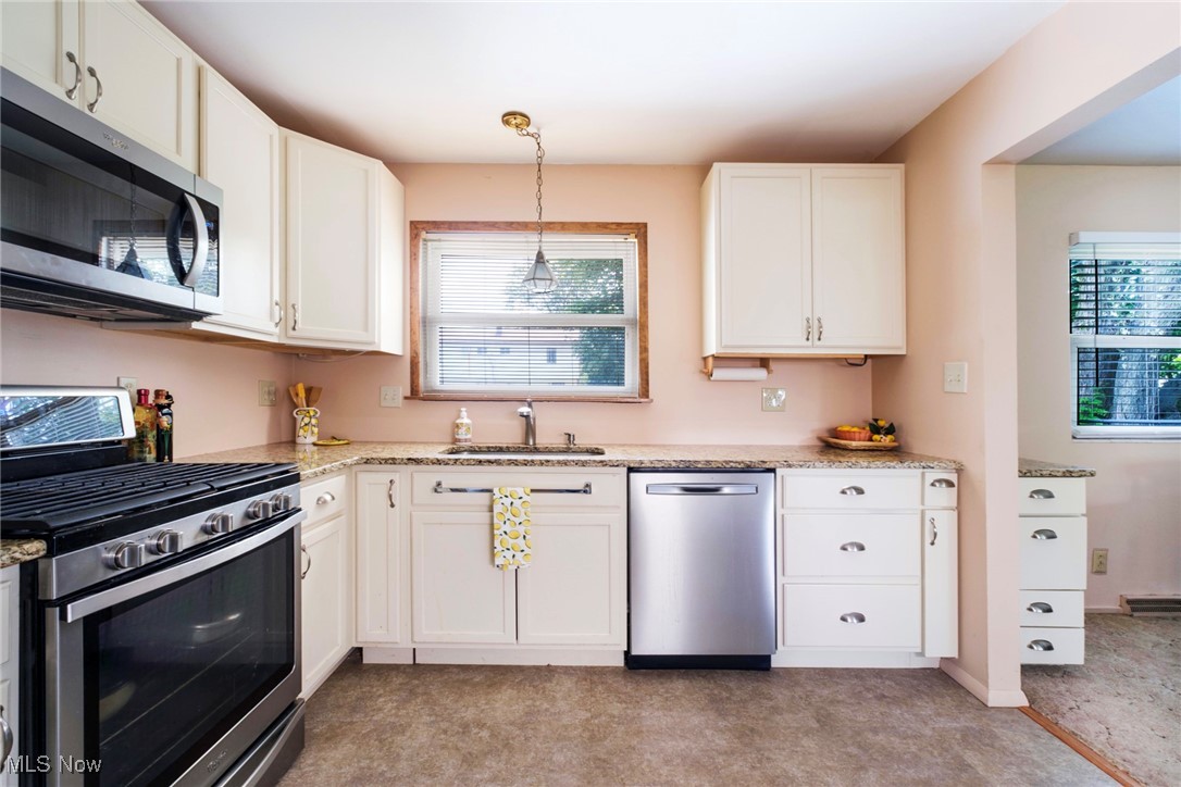 4541 Burkey Road Youngstown, OH 44515 - Photo 13 of 25 Gallery Image 13