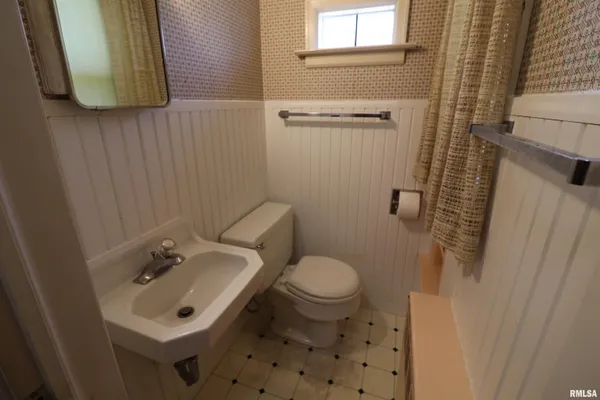 $160,000 | 718 West North Lane, Peoria, IL 61615