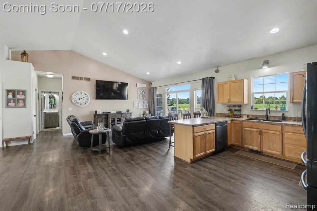 9074 Grand Blanc Road Gaines, MI 48436 - Photo 6 of 26