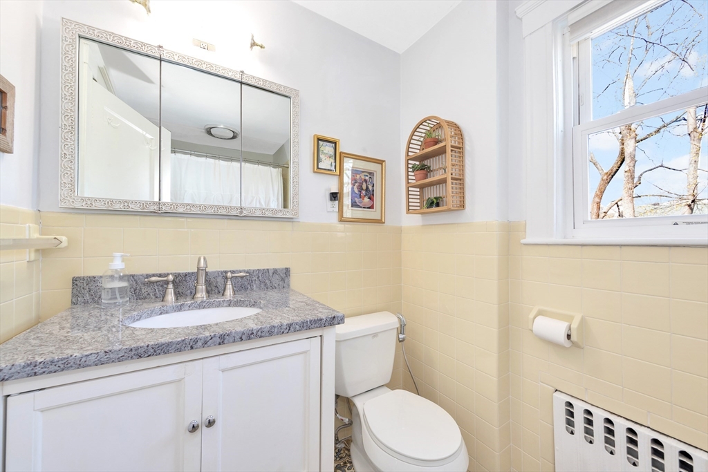 16 Wentworth Road Melrose, MA 02176 - Photo 33 of 41 Gallery Image 33