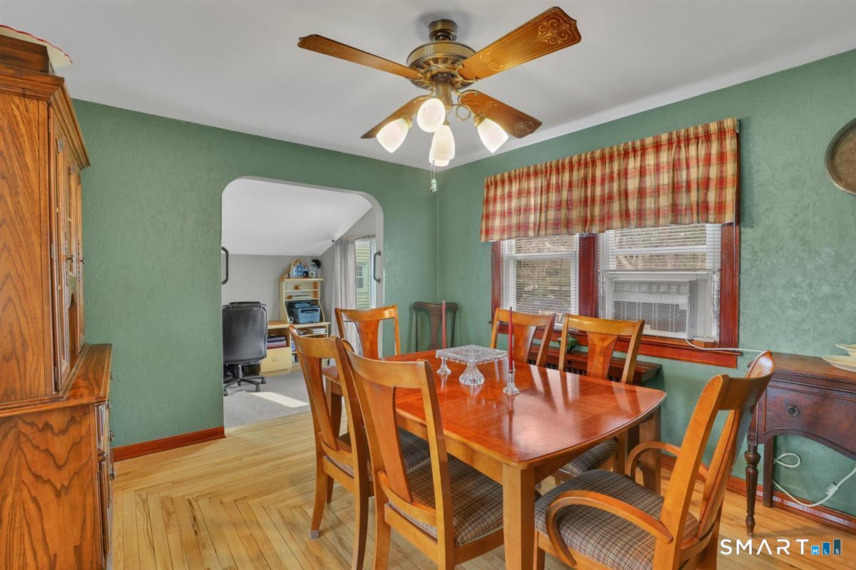 236 Cross Street Middletown, CT 06457 - Photo 18 of 39