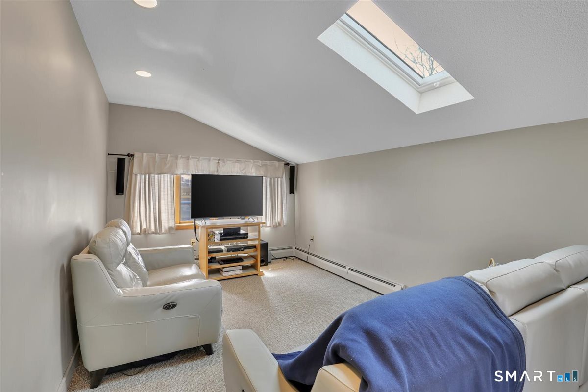 236 Cross Street Middletown, CT 06457 - Photo 24 of 39