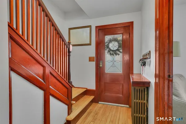 $323,000 | 236 Cross Street, Middletown, CT 06457