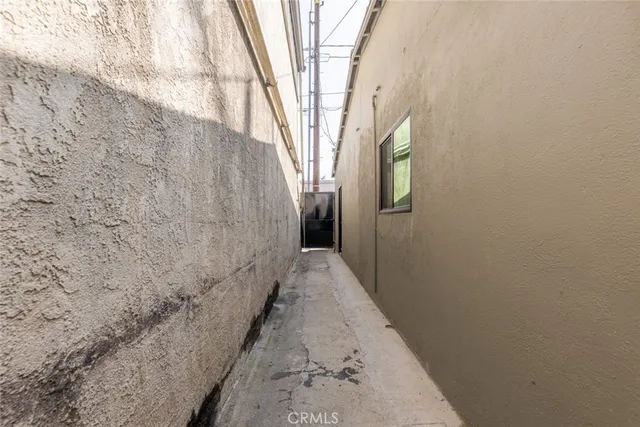 $5,400 | 426 North Varney Street, Burbank, CA 91502