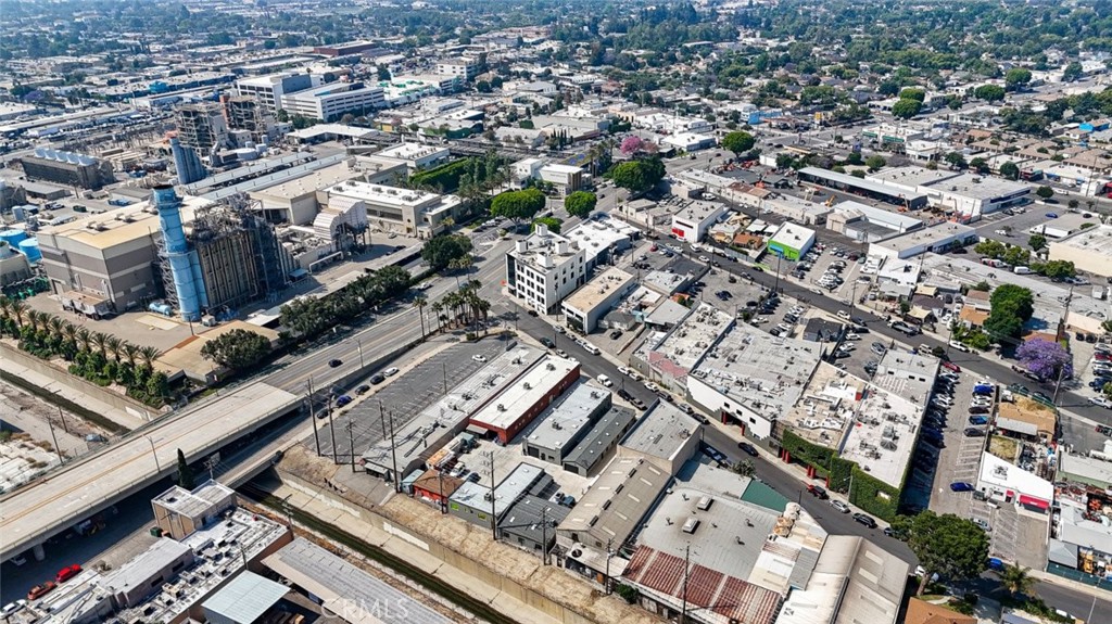 426 North Varney Street Burbank, CA 91502 - Photo 24 of 26