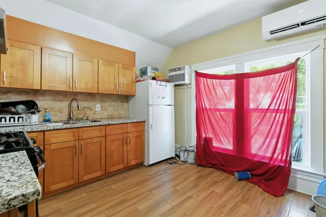 $850,000 | 312 West Main Street, Turlock, CA 95380