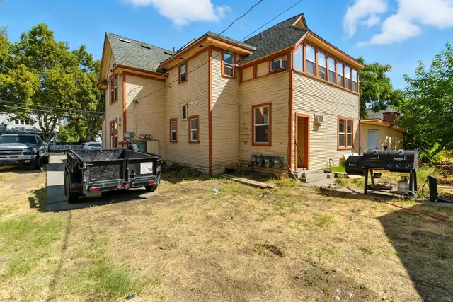 $850,000 | 312 West Main Street, Turlock, CA 95380