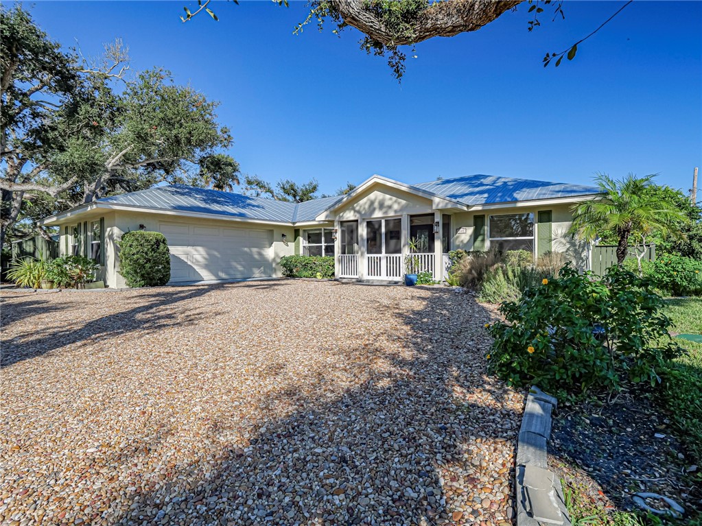 545 Indian Lilac Road Vero Beach, FL 32963 - Photo 3 of 36