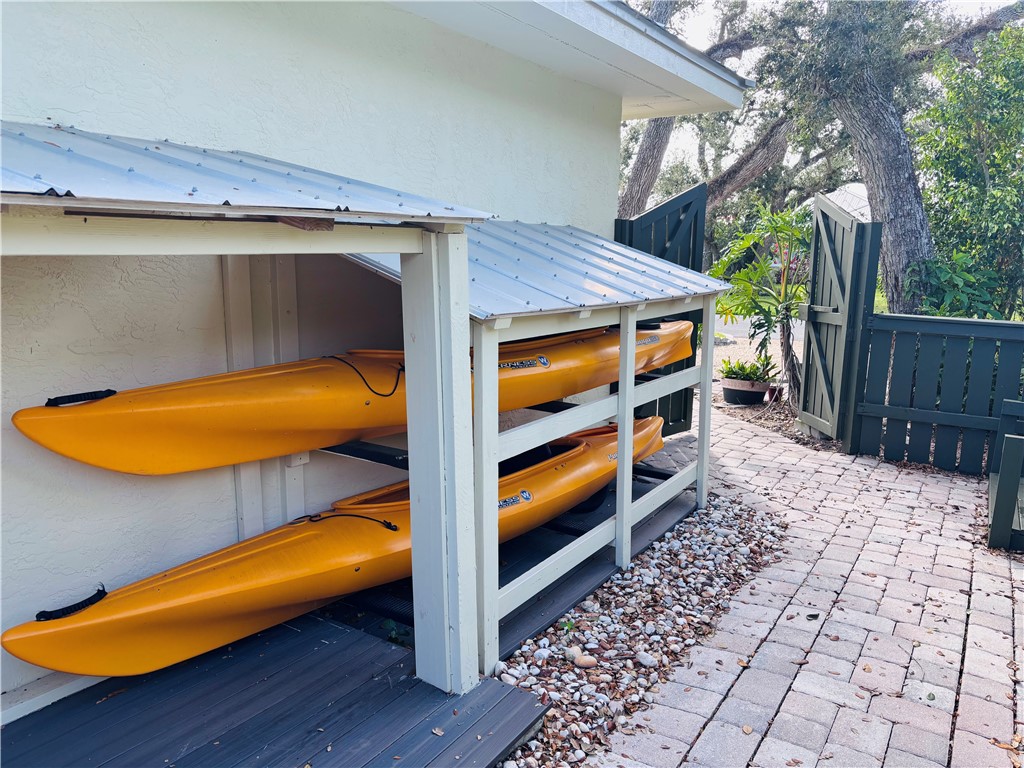 545 Indian Lilac Road Vero Beach, FL 32963 - Photo 34 of 36