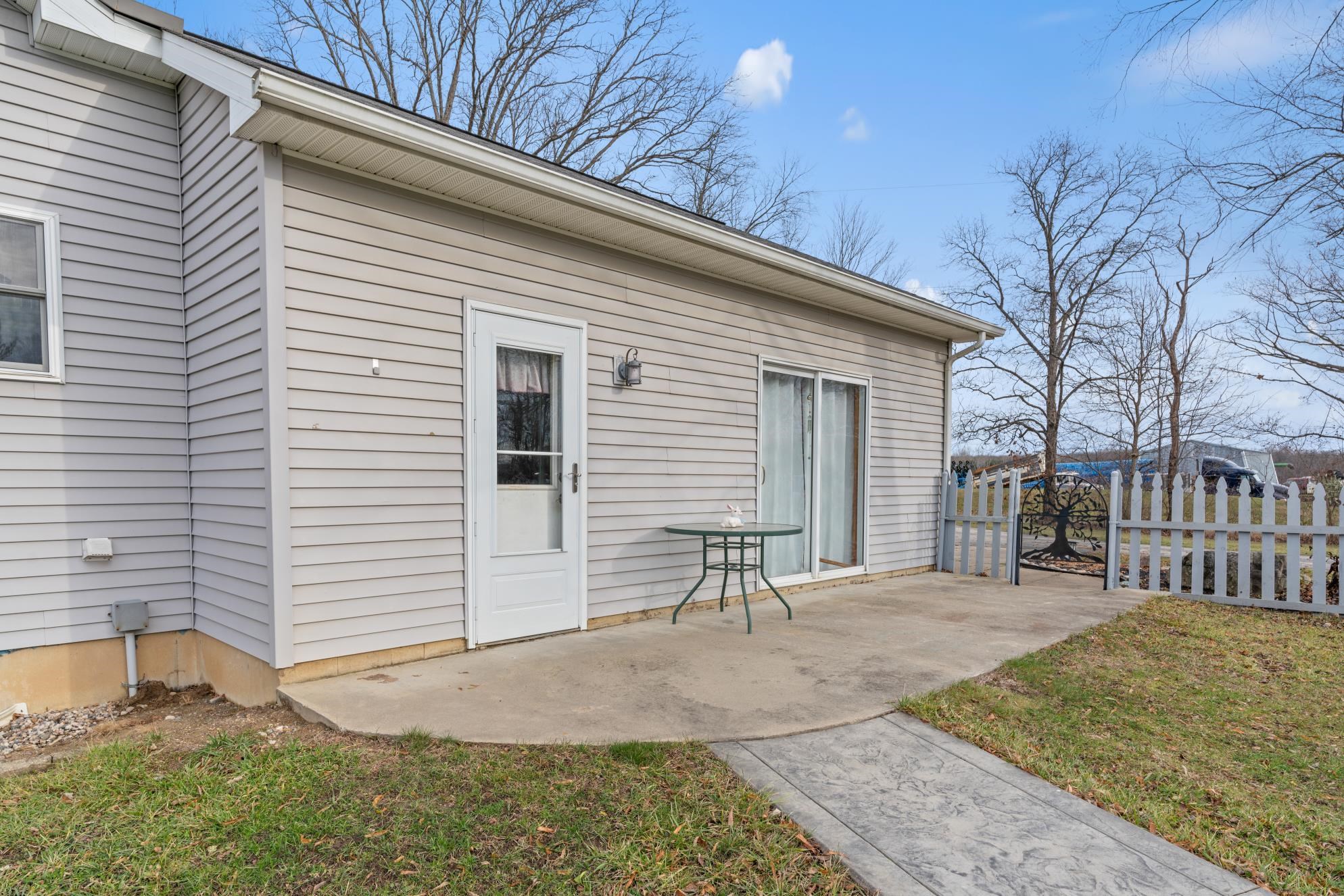 10372 Scribner Road Bancroft, MI 48414 - Photo 24 of 36 50162919-3ba80cd8-9ece-4201-973c-ea1fc14ccf34.JPG