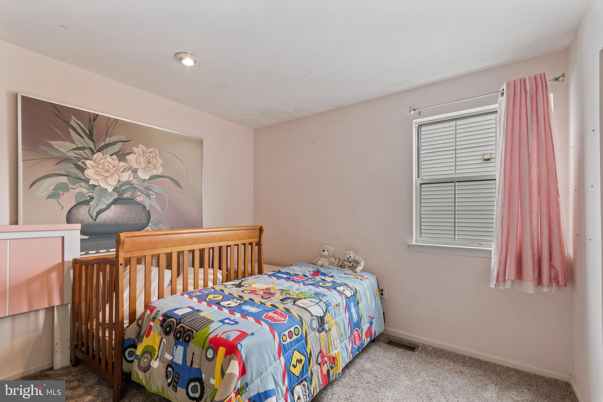 8247 Dorcas Street Philadelphia, PA 19152 - Photo 20 of 25