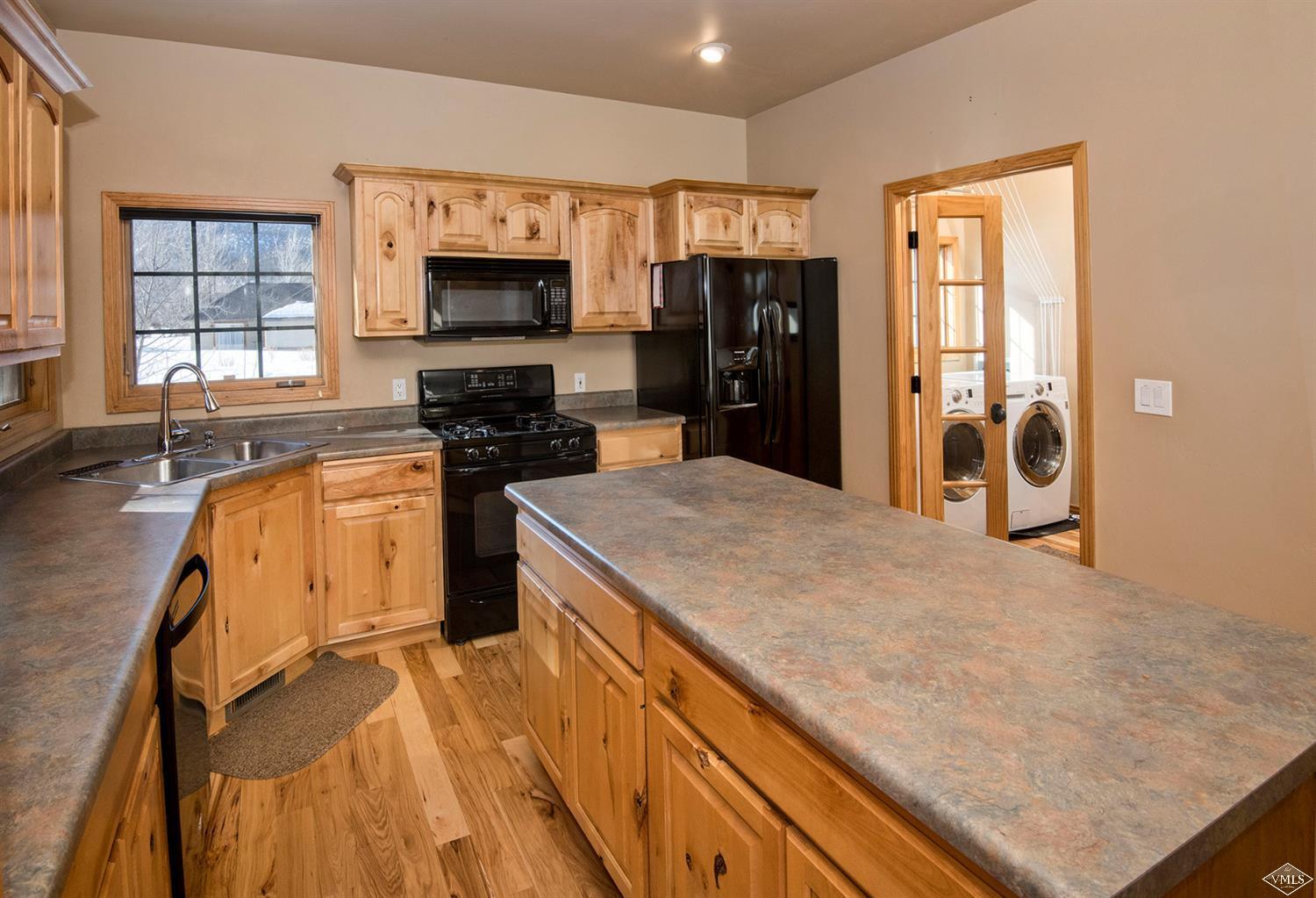 175 Timberwolf Gypsum, CO 81637 - Photo 8 of 25 Additional Photo
