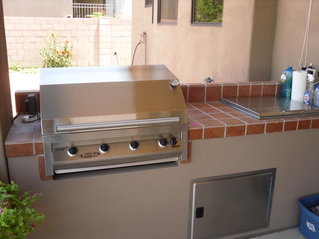 5212 East Hashknife Road Phoenix, AZ 85054 - Photo 15 of 20 Grill