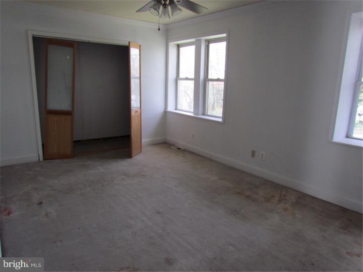 107 River Rd Drive Thorofare, NJ 08086 - Photo 5 of 10