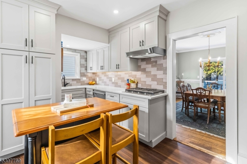 2 Longview Terrace Morristown, NJ 07960 - Photo 17 of 27