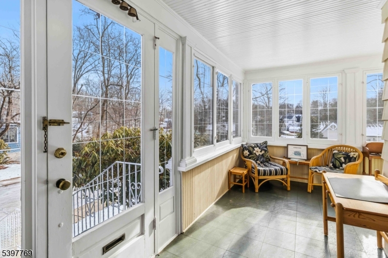 2 Longview Terrace Morristown, NJ 07960 - Photo 3 of 27