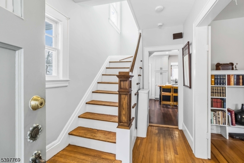 2 Longview Terrace Morristown, NJ 07960 - Photo 5 of 27